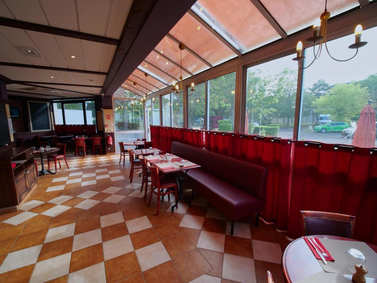 宜必思沙特尔奥斯特卢斯酒店 Lucé 外观 照片