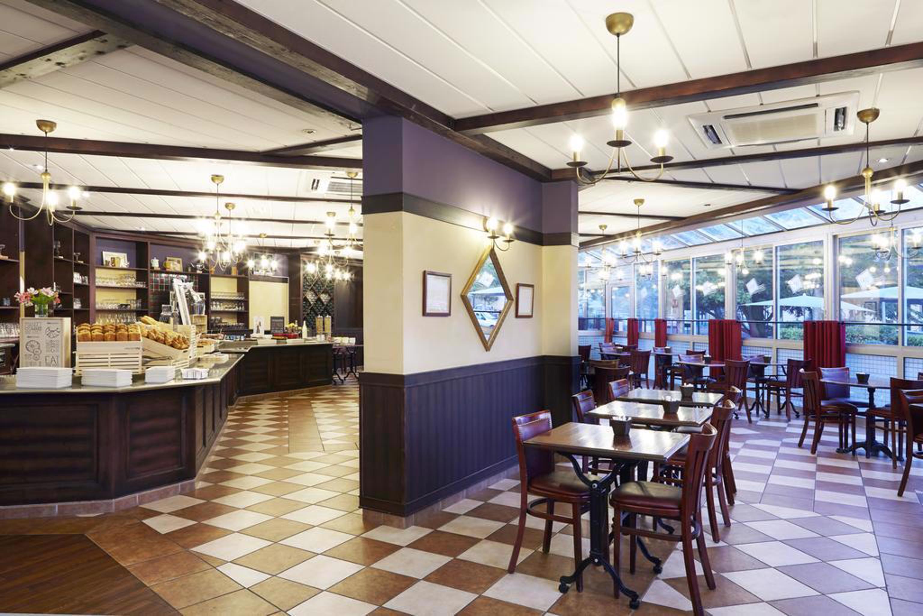 宜必思沙特尔奥斯特卢斯酒店 Lucé 外观 照片