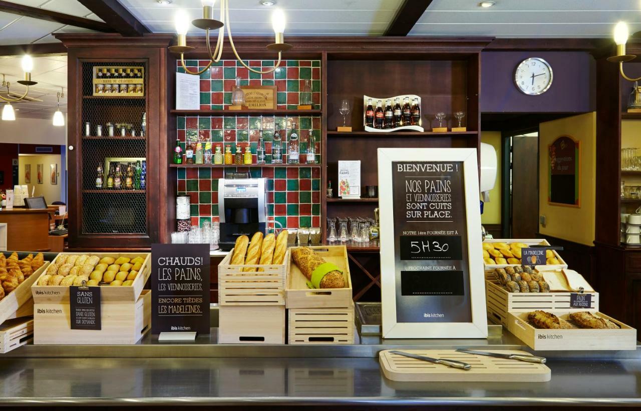 宜必思沙特尔奥斯特卢斯酒店 Lucé 外观 照片